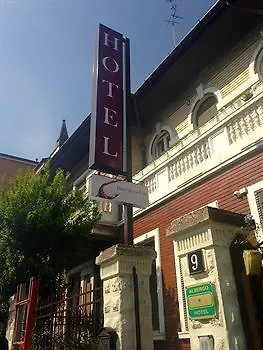 Hotel Rossovino Milano 2*, Milan Italy