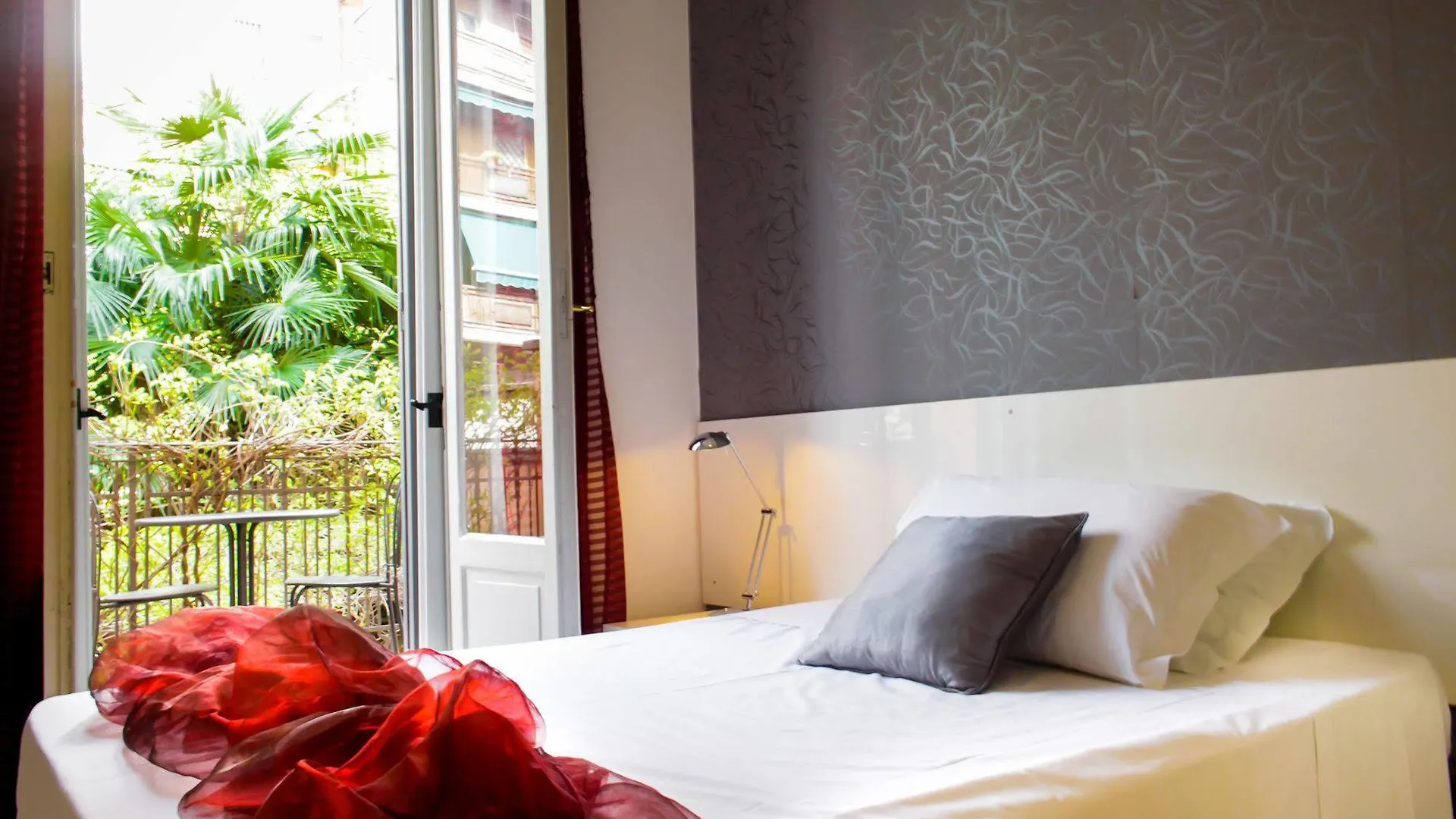Hotel Rossovino Milano Italy