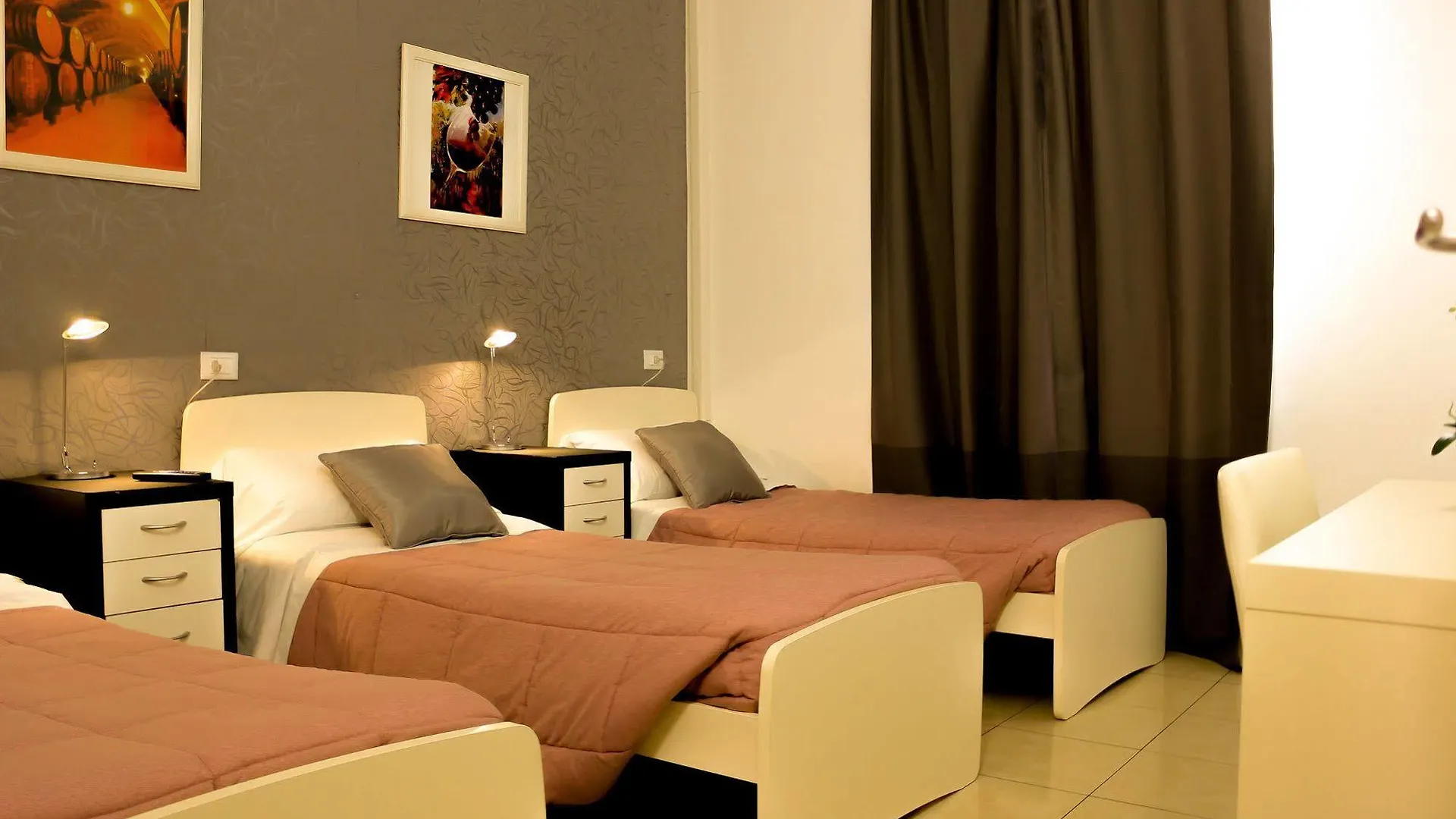 Hotel Rossovino Milano  Milan