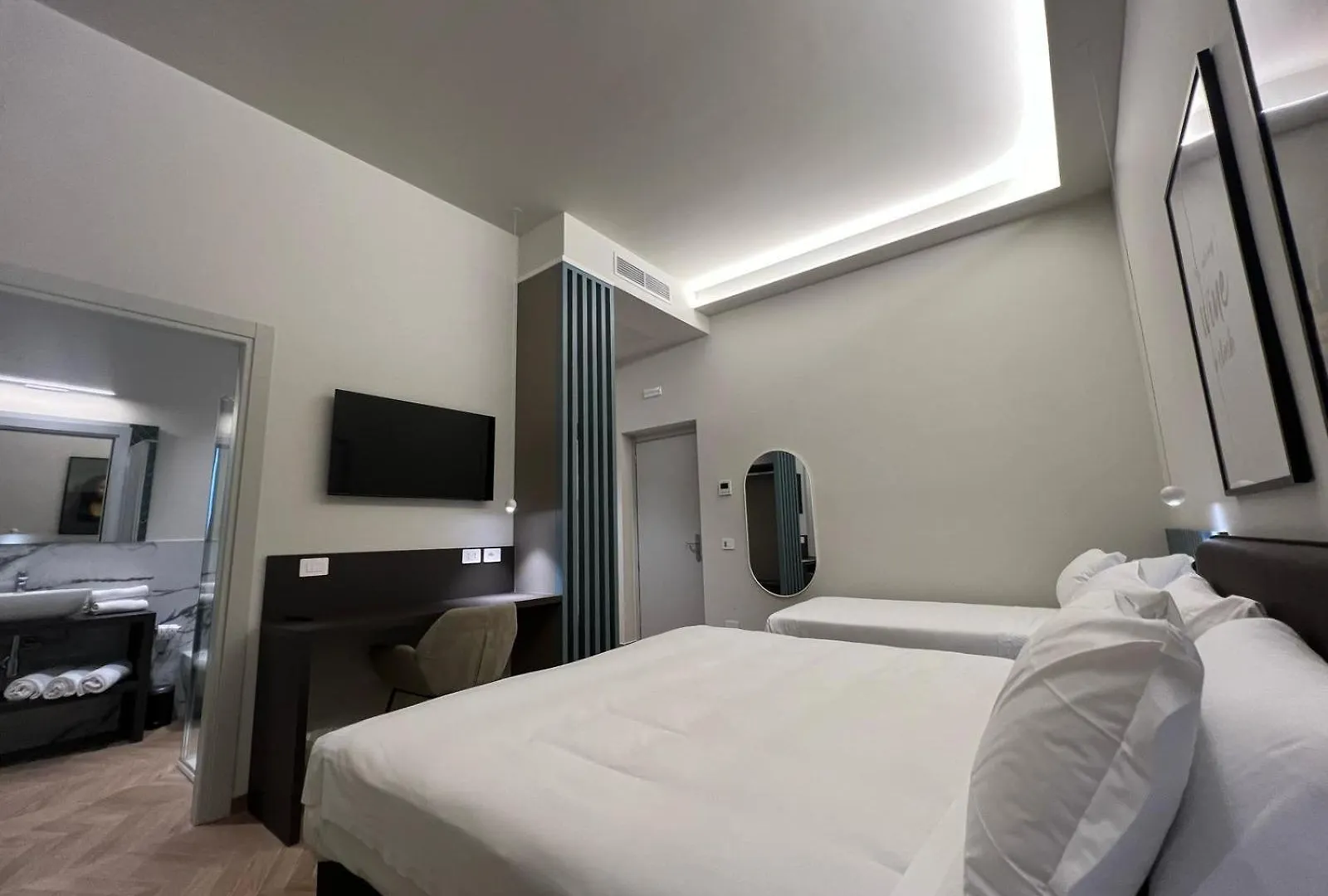 Hotel Rossovino Milano İtalya